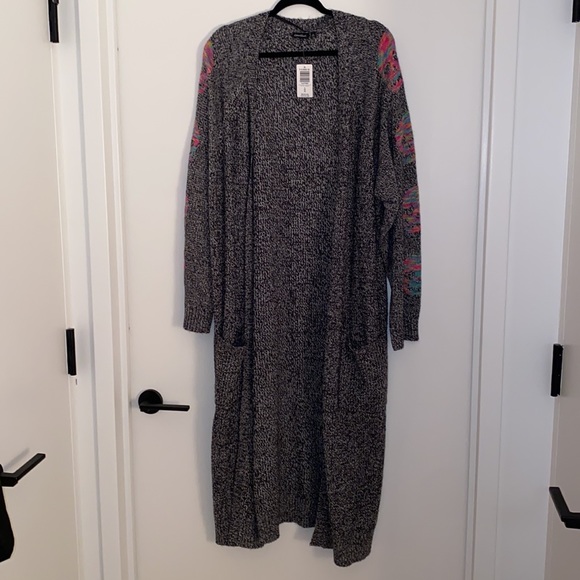 Torrid Lovesick Colorful Skull Print Raglan Duster Sweater - Picture 4 of 9